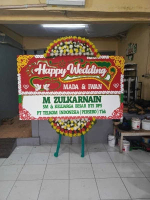 Papan Bunga di Kelapa Gading Boulevard