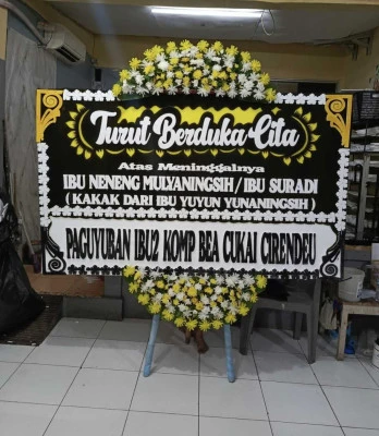 Papan Bunga di Kelapa Gading Boulevard